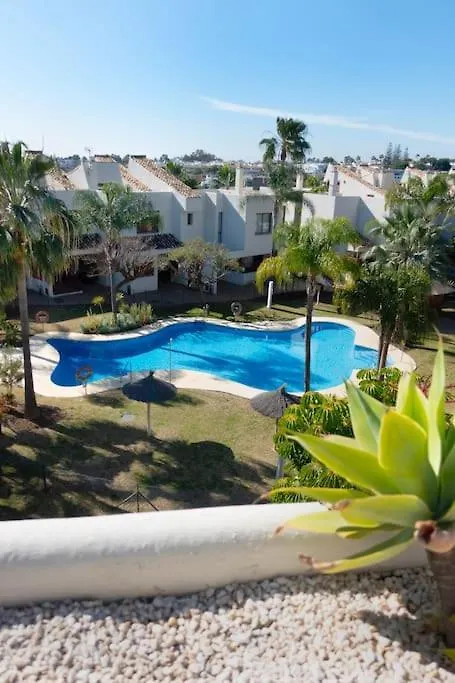 Stunning 2 Bd Townhouse By Hostlovers Estepona 0*,