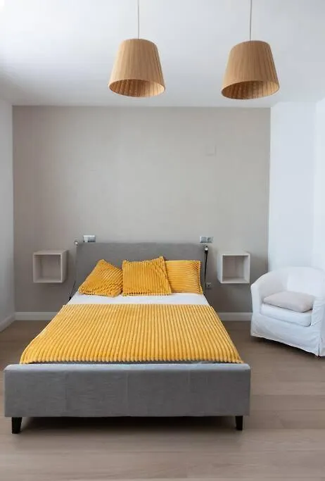 Apartment Stunning 2 Bd Townhouse By Hostlovers Estepona Spain